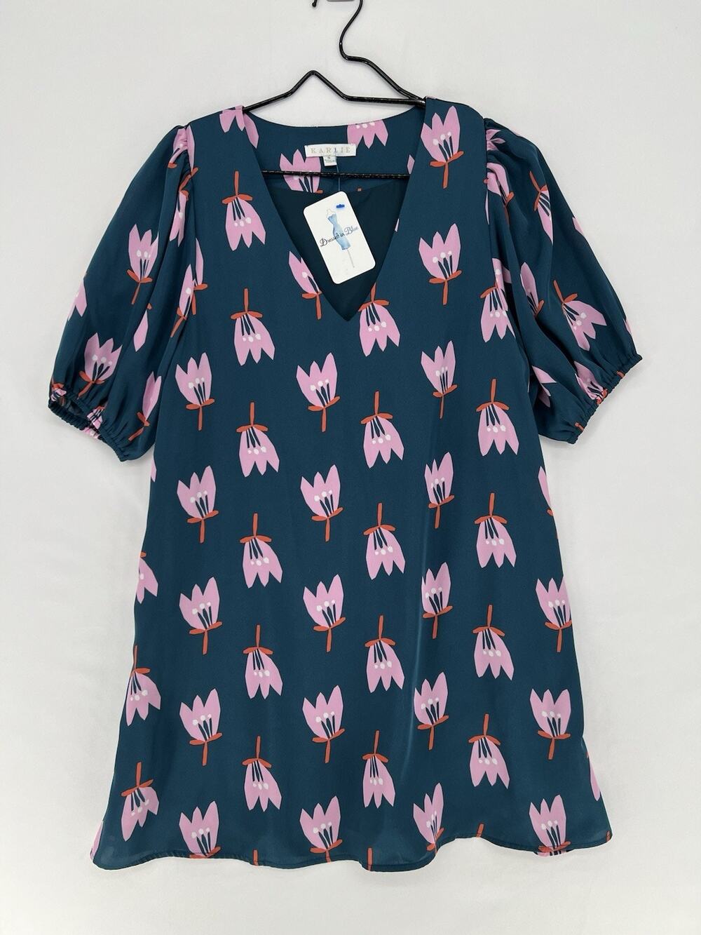 Karlie Floral Shift Dress Womens Small Teal Pink Puff Sleeve V-Neck NWT Boutique